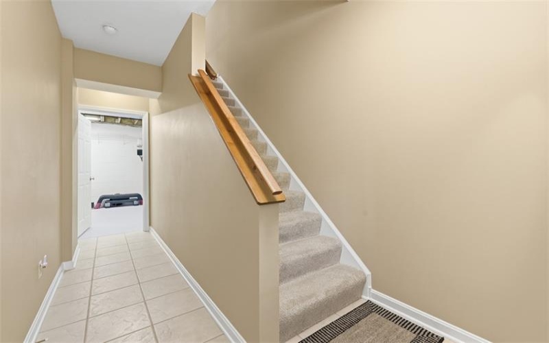 201 Boxwood Ct, McMurray, 15317, 2 Bedrooms Bedrooms, 7 Rooms Rooms,2.1 BathroomsBathrooms,Residential,For Sale,Boxwood Ct,1757045