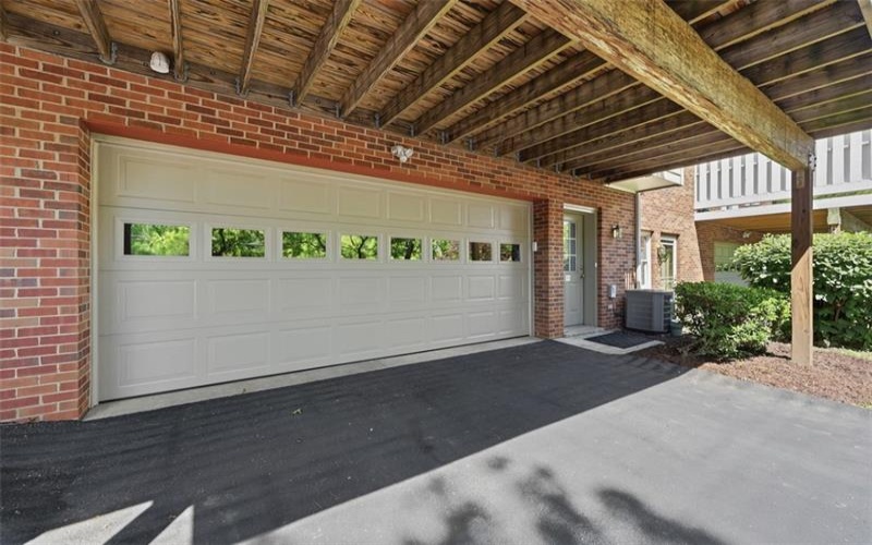 201 Boxwood Ct, McMurray, 15317, 2 Bedrooms Bedrooms, 7 Rooms Rooms,2.1 BathroomsBathrooms,Residential,For Sale,Boxwood Ct,1757045