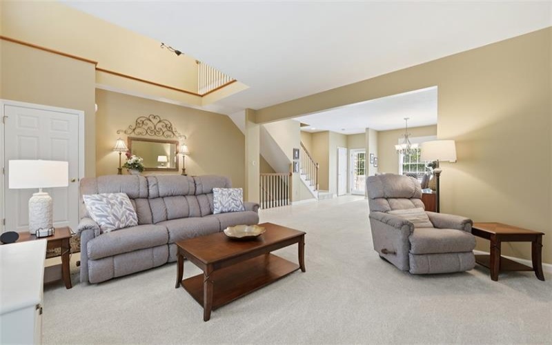 201 Boxwood Ct, McMurray, 15317, 2 Bedrooms Bedrooms, 7 Rooms Rooms,2.1 BathroomsBathrooms,Residential,For Sale,Boxwood Ct,1757045