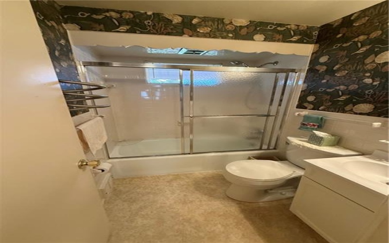 432 Violet Dr, Lower Burrell, 15068, 3 Bedrooms Bedrooms, 7 Rooms Rooms,1 BathroomBathrooms,Residential,For Sale,Violet Dr,1757076