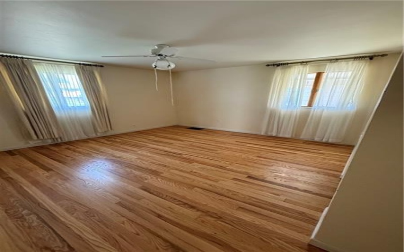 432 Violet Dr, Lower Burrell, 15068, 3 Bedrooms Bedrooms, 7 Rooms Rooms,1 BathroomBathrooms,Residential,For Sale,Violet Dr,1757076