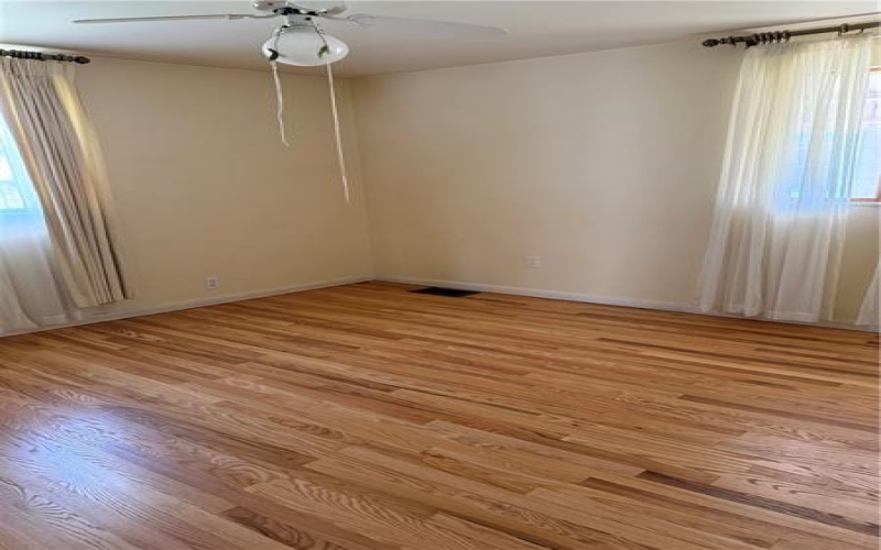 432 Violet Dr, Lower Burrell, 15068, 3 Bedrooms Bedrooms, 7 Rooms Rooms,1 BathroomBathrooms,Residential,For Sale,Violet Dr,1757076