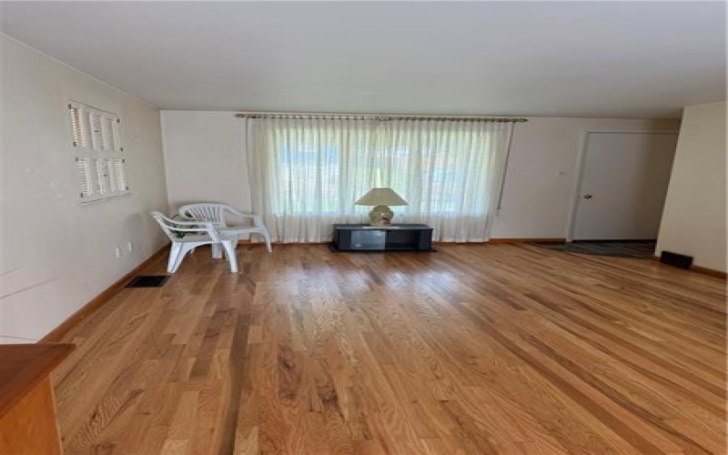 432 Violet Dr, Lower Burrell, 15068, 3 Bedrooms Bedrooms, 7 Rooms Rooms,1 BathroomBathrooms,Residential,For Sale,Violet Dr,1757076