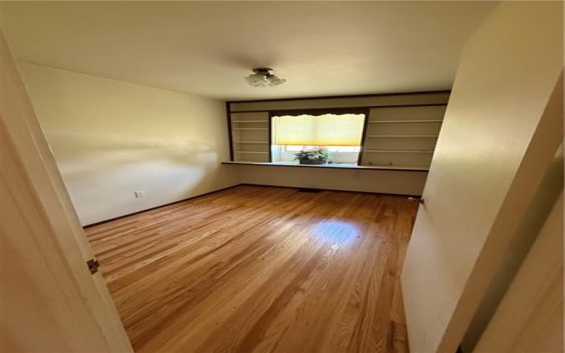 432 Violet Dr, Lower Burrell, 15068, 3 Bedrooms Bedrooms, 7 Rooms Rooms,1 BathroomBathrooms,Residential,For Sale,Violet Dr,1757076