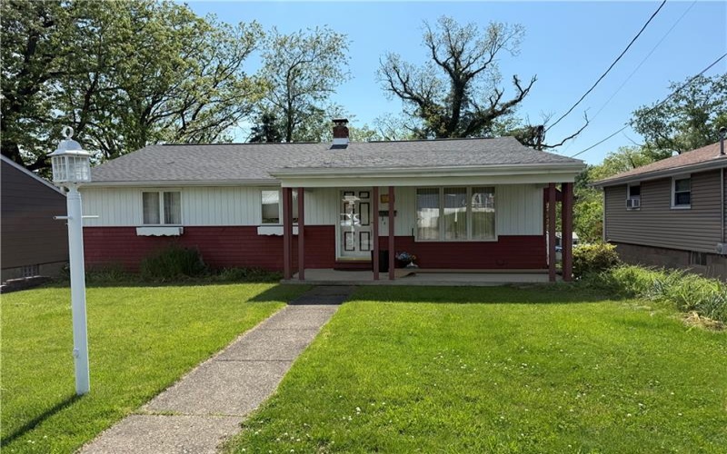 432 Violet Dr, Lower Burrell, 15068, 3 Bedrooms Bedrooms, 7 Rooms Rooms,1 BathroomBathrooms,Residential,For Sale,Violet Dr,1757076