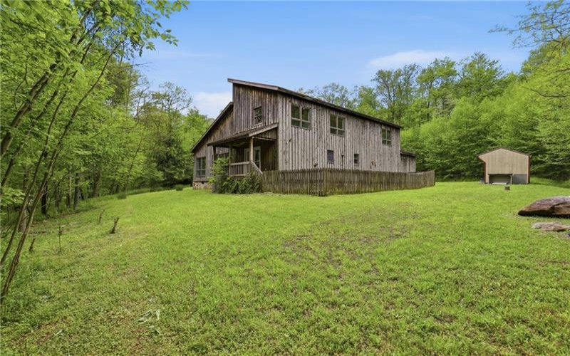 288 Ft Dewart Ln, Central City, 15926, 3 Bedrooms Bedrooms, 7 Rooms Rooms,2 BathroomsBathrooms,Residential,For Sale,Ft Dewart Ln,1757098