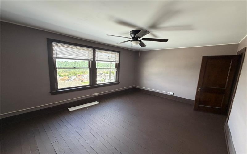440 Highland, Charleroi, 15022, 3 Bedrooms Bedrooms, 8 Rooms Rooms,1 BathroomBathrooms,Residential,For Sale,Highland,1757120