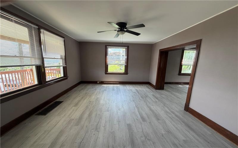 440 Highland, Charleroi, 15022, 3 Bedrooms Bedrooms, 8 Rooms Rooms,1 BathroomBathrooms,Residential,For Sale,Highland,1757120