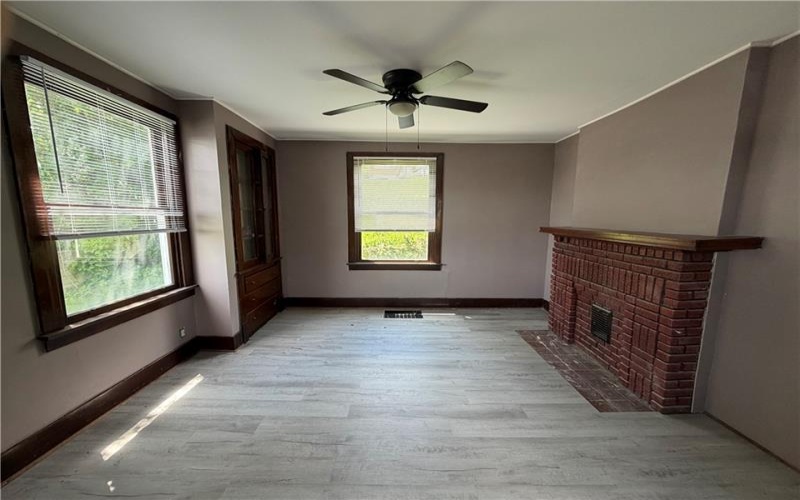 440 Highland, Charleroi, 15022, 3 Bedrooms Bedrooms, 8 Rooms Rooms,1 BathroomBathrooms,Residential,For Sale,Highland,1757120