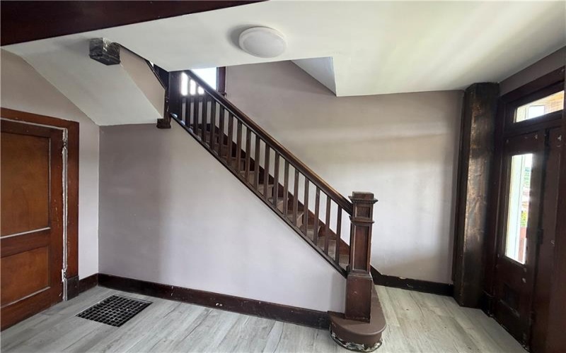 440 Highland, Charleroi, 15022, 3 Bedrooms Bedrooms, 8 Rooms Rooms,1 BathroomBathrooms,Residential,For Sale,Highland,1757120