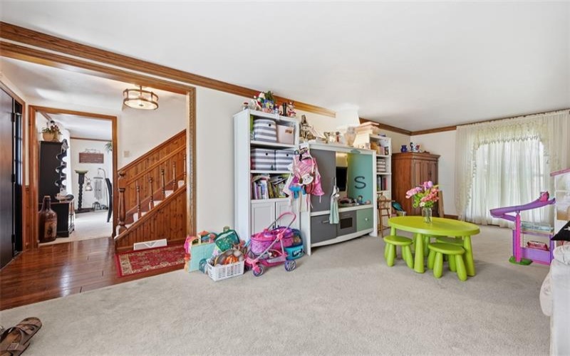 576 Carroll Dr, Irwin, 15642, 3 Bedrooms Bedrooms, 8 Rooms Rooms,2.1 BathroomsBathrooms,Residential,For Sale,Carroll Dr,1757156