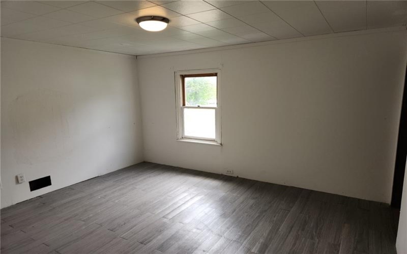 109 Pittsburgh Rd, Bentleyville, 15314, 4 Bedrooms Bedrooms, 8 Rooms Rooms,2 BathroomsBathrooms,Residential,For Sale,Pittsburgh Rd,1752736
