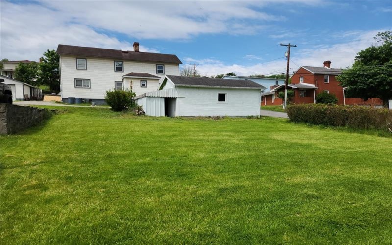 109 Pittsburgh Rd, Bentleyville, 15314, 4 Bedrooms Bedrooms, 8 Rooms Rooms,2 BathroomsBathrooms,Residential,For Sale,Pittsburgh Rd,1752736