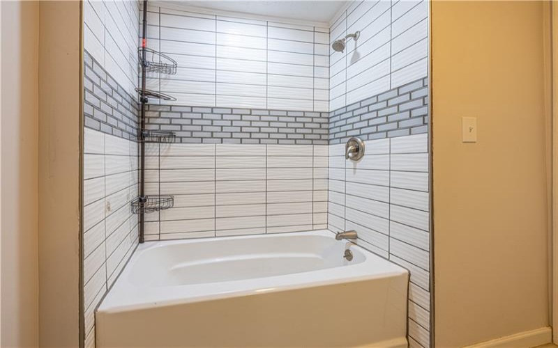 123 Union St, Uniontown, 15401, 4 Bedrooms Bedrooms, ,2.1 BathroomsBathrooms,Residential,For Sale,Union St,1755802