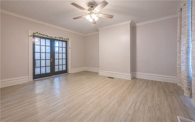123 Union St, Uniontown, 15401, 4 Bedrooms Bedrooms, ,2.1 BathroomsBathrooms,Residential,For Sale,Union St,1755802