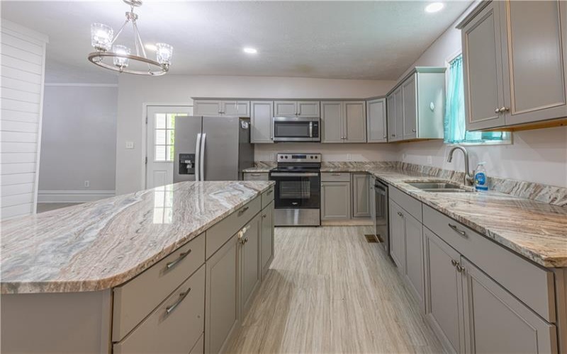 123 Union St, Uniontown, 15401, 4 Bedrooms Bedrooms, ,2.1 BathroomsBathrooms,Residential,For Sale,Union St,1755802