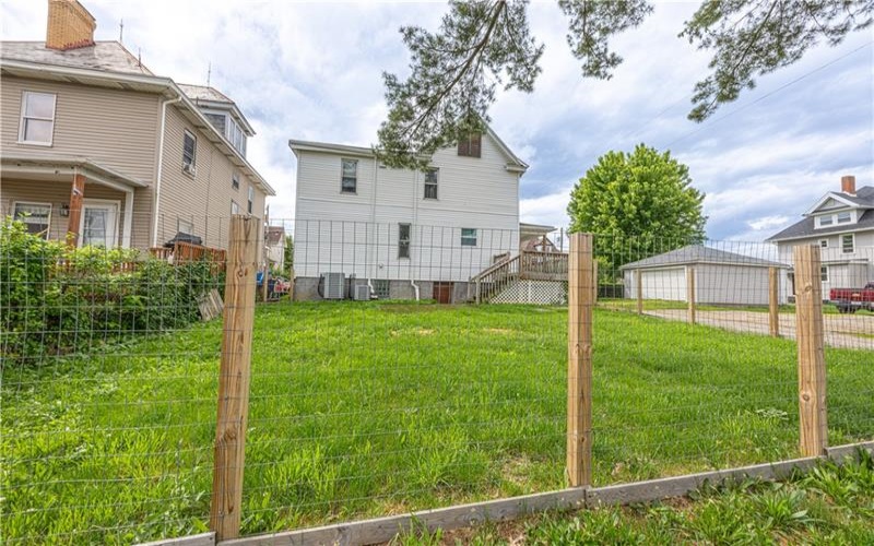 123 Union St, Uniontown, 15401, 4 Bedrooms Bedrooms, ,2.1 BathroomsBathrooms,Residential,For Sale,Union St,1755802