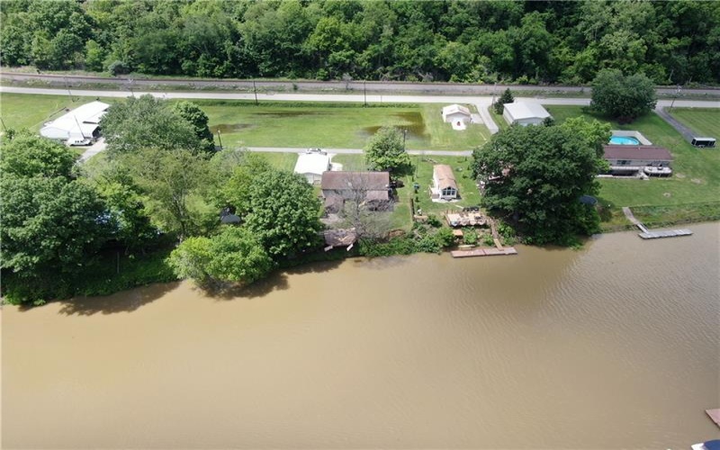 10 Piper Avenue, Clarksville, 15322, 4 Bedrooms Bedrooms, 10 Rooms Rooms,2.1 BathroomsBathrooms,Residential,For Sale,Piper Avenue,1757174