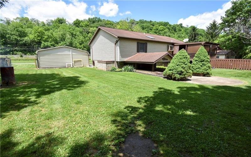10 Piper Avenue, Clarksville, 15322, 4 Bedrooms Bedrooms, 10 Rooms Rooms,2.1 BathroomsBathrooms,Residential,For Sale,Piper Avenue,1757174