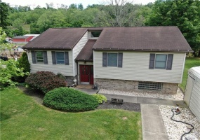 10 Piper Avenue, Clarksville, 15322, 4 Bedrooms Bedrooms, 10 Rooms Rooms,2.1 BathroomsBathrooms,Residential,For Sale,Piper Avenue,1757174
