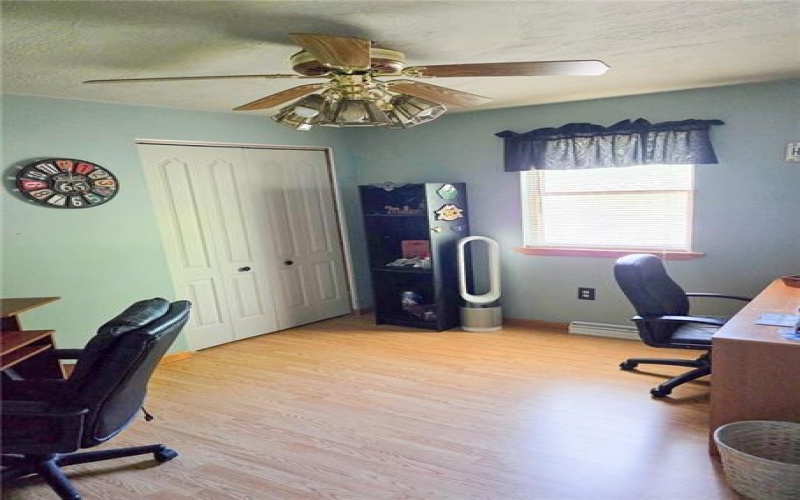 10 Piper Avenue, Clarksville, 15322, 4 Bedrooms Bedrooms, 10 Rooms Rooms,2.1 BathroomsBathrooms,Residential,For Sale,Piper Avenue,1757174