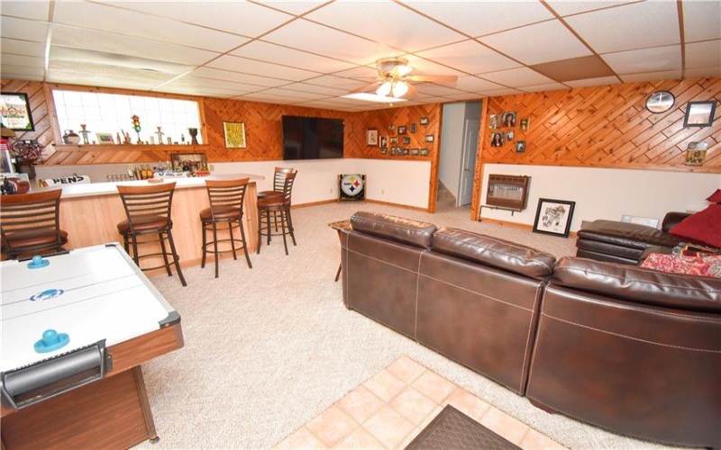 10 Piper Avenue, Clarksville, 15322, 4 Bedrooms Bedrooms, 10 Rooms Rooms,2.1 BathroomsBathrooms,Residential,For Sale,Piper Avenue,1757174