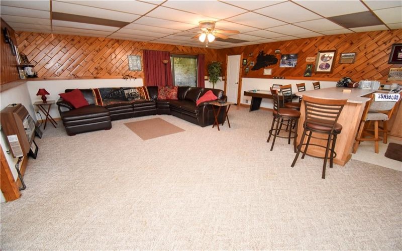 10 Piper Avenue, Clarksville, 15322, 4 Bedrooms Bedrooms, 10 Rooms Rooms,2.1 BathroomsBathrooms,Residential,For Sale,Piper Avenue,1757174