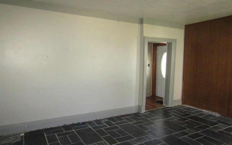 221 4th St, West Newton, 15089, 4 Bedrooms Bedrooms, 9 Rooms Rooms,1 BathroomBathrooms,Residential,For Sale,4th St,1757204