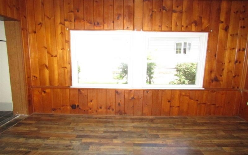 221 4th St, West Newton, 15089, 4 Bedrooms Bedrooms, 9 Rooms Rooms,1 BathroomBathrooms,Residential,For Sale,4th St,1757204