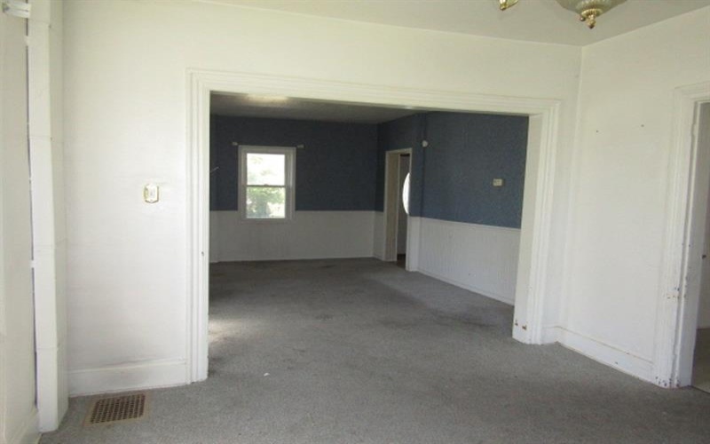 221 4th St, West Newton, 15089, 4 Bedrooms Bedrooms, 9 Rooms Rooms,1 BathroomBathrooms,Residential,For Sale,4th St,1757204