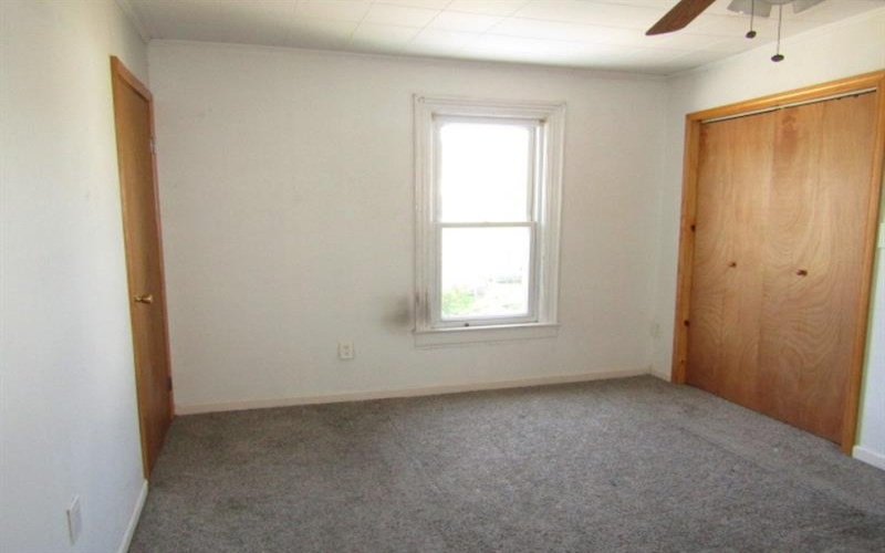 221 4th St, West Newton, 15089, 4 Bedrooms Bedrooms, 9 Rooms Rooms,1 BathroomBathrooms,Residential,For Sale,4th St,1757204