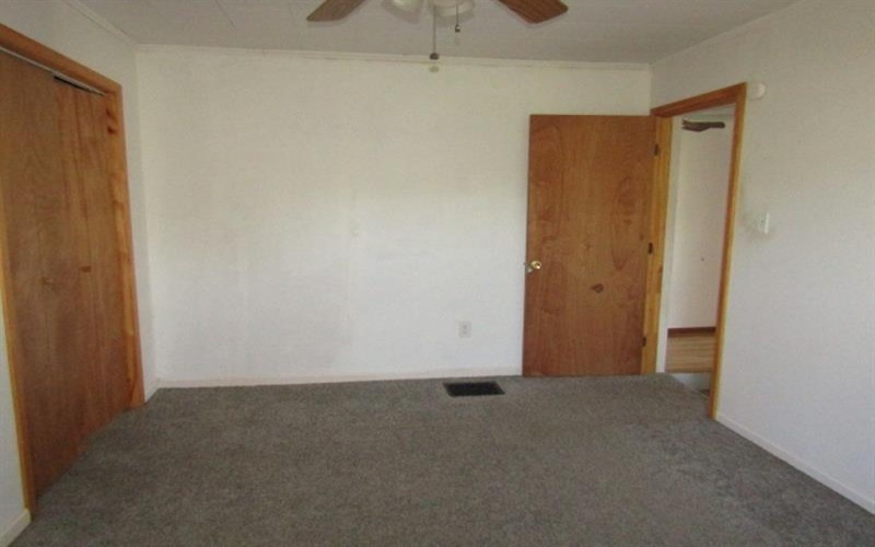 221 4th St, West Newton, 15089, 4 Bedrooms Bedrooms, 9 Rooms Rooms,1 BathroomBathrooms,Residential,For Sale,4th St,1757204