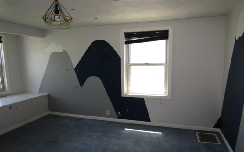 221 4th St, West Newton, 15089, 4 Bedrooms Bedrooms, 9 Rooms Rooms,1 BathroomBathrooms,Residential,For Sale,4th St,1757204