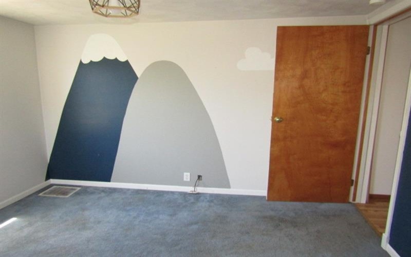 221 4th St, West Newton, 15089, 4 Bedrooms Bedrooms, 9 Rooms Rooms,1 BathroomBathrooms,Residential,For Sale,4th St,1757204
