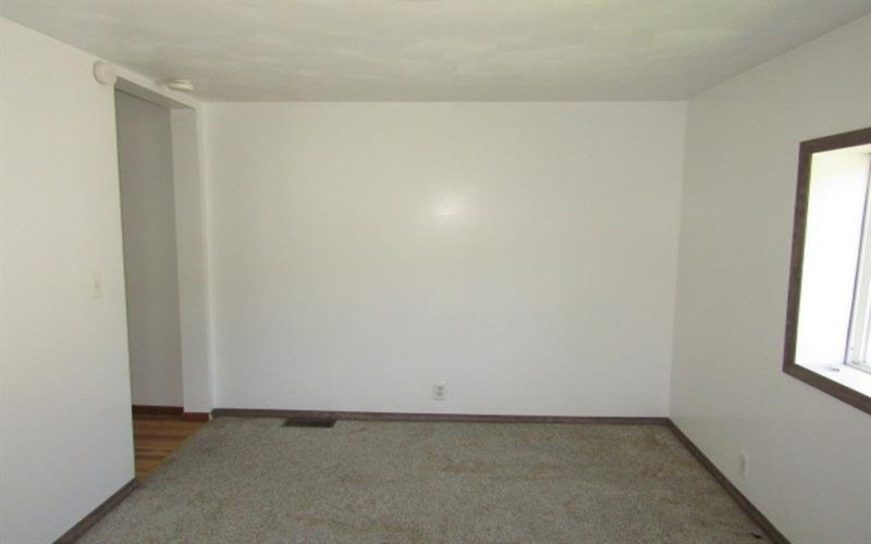 221 4th St, West Newton, 15089, 4 Bedrooms Bedrooms, 9 Rooms Rooms,1 BathroomBathrooms,Residential,For Sale,4th St,1757204