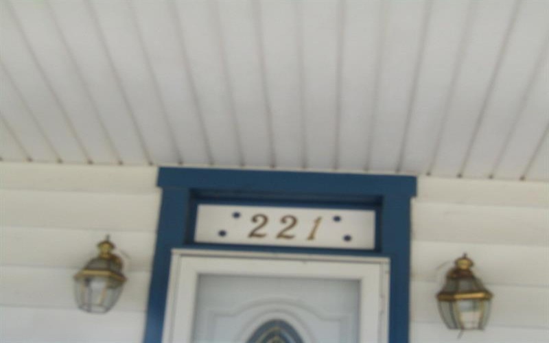 221 4th St, West Newton, 15089, 4 Bedrooms Bedrooms, 9 Rooms Rooms,1 BathroomBathrooms,Residential,For Sale,4th St,1757204