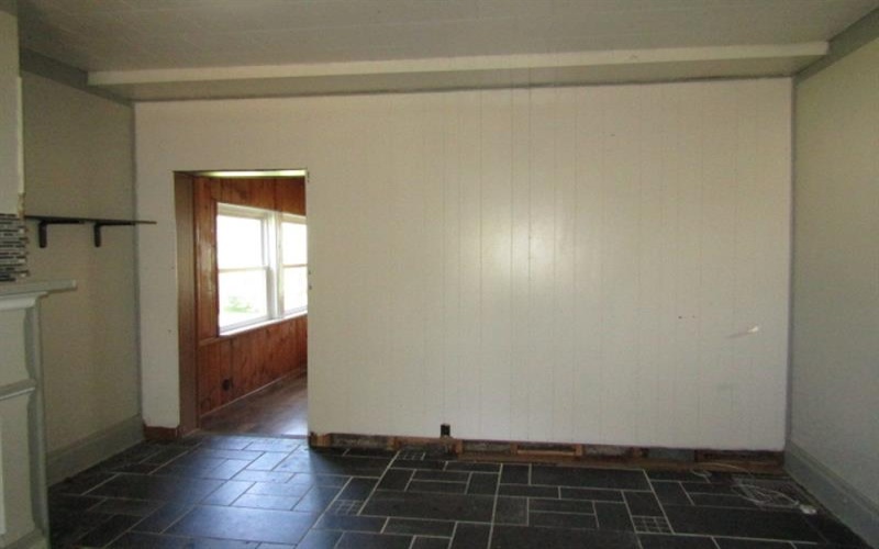 221 4th St, West Newton, 15089, 4 Bedrooms Bedrooms, 9 Rooms Rooms,1 BathroomBathrooms,Residential,For Sale,4th St,1757204