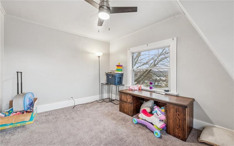 200 LIBERTY AVE, BELLE VERNON, 15012, 3 Bedrooms Bedrooms, 8 Rooms Rooms,2 BathroomsBathrooms,Residential,For Sale,LIBERTY AVE,1757205