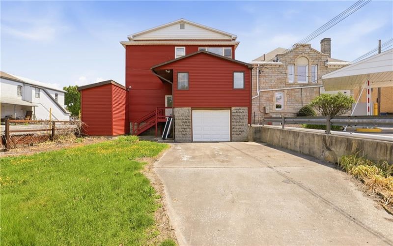 112 Sunshine Ave, Central City, 15926, 5 Bedrooms Bedrooms, ,1.2 BathroomsBathrooms,Residential,For Sale,Sunshine Ave,1757212