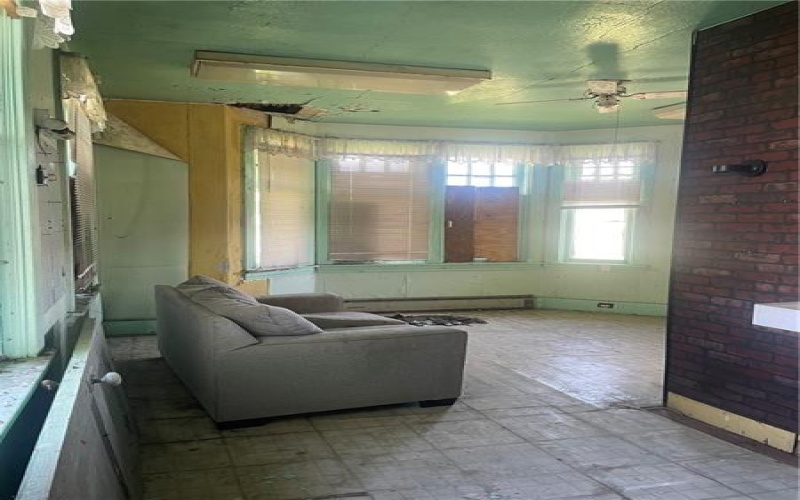117 First Street, 15346, 15346, 2 Bedrooms Bedrooms, ,1 BathroomBathrooms,Residential,For Sale,First Street,1757217