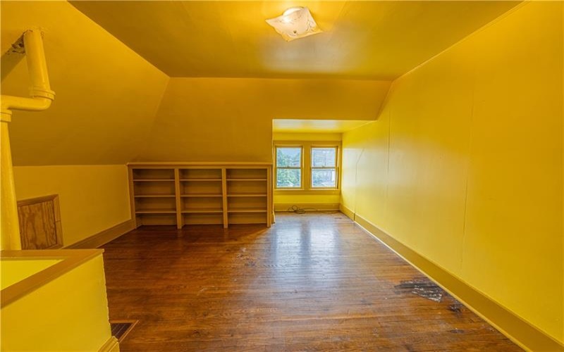 114 Union St, Uniontown, 15401, 3 Bedrooms Bedrooms, ,1 BathroomBathrooms,Residential,For Sale,Union St,1757247