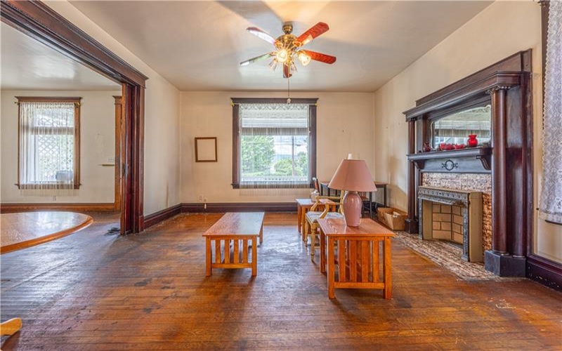 114 Union St, Uniontown, 15401, 3 Bedrooms Bedrooms, ,1 BathroomBathrooms,Residential,For Sale,Union St,1757247