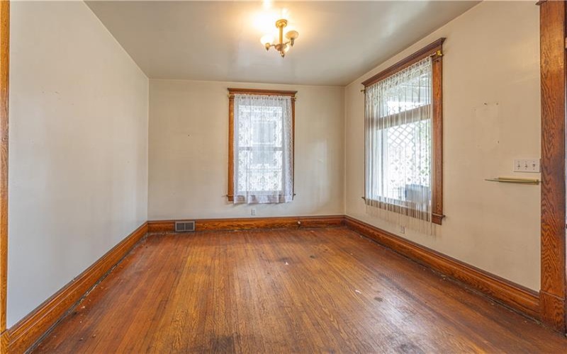 114 Union St, Uniontown, 15401, 3 Bedrooms Bedrooms, ,1 BathroomBathrooms,Residential,For Sale,Union St,1757247