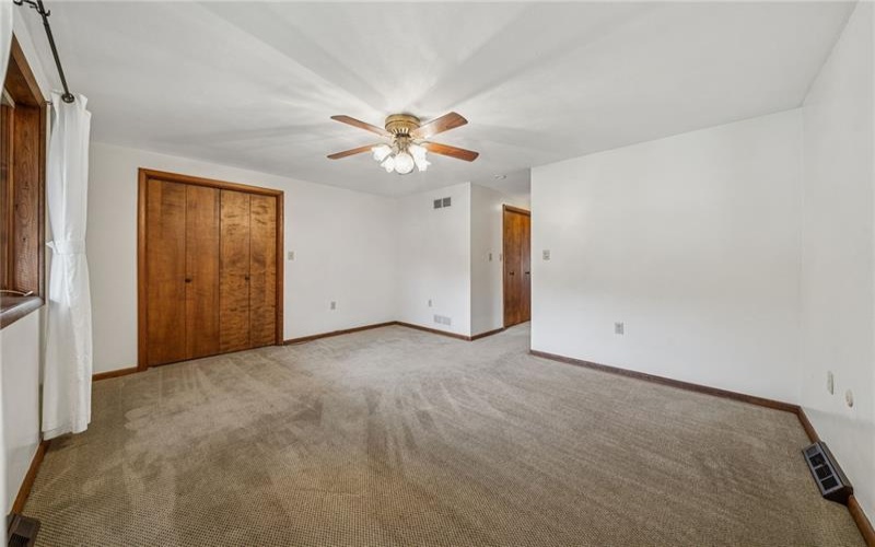 12219 Roth Drive, Irwin, 15642, 5 Bedrooms Bedrooms, ,3.1 BathroomsBathrooms,Residential,For Sale,Roth Drive,1736646