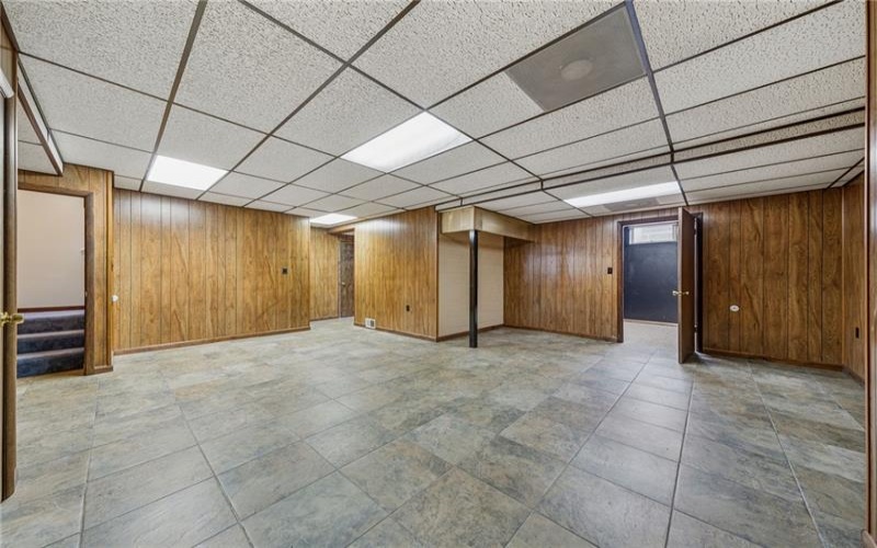 12219 Roth Drive, Irwin, 15642, 5 Bedrooms Bedrooms, ,3.1 BathroomsBathrooms,Residential,For Sale,Roth Drive,1736646