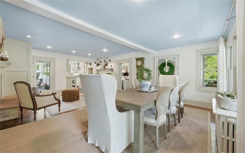 400 Cove, Washington, 15301, 4 Bedrooms Bedrooms, 9 Rooms Rooms,3 BathroomsBathrooms,Residential,For Sale,Cove,1757242