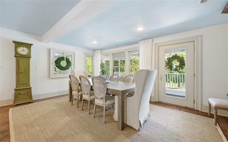 400 Cove, Washington, 15301, 4 Bedrooms Bedrooms, 9 Rooms Rooms,3 BathroomsBathrooms,Residential,For Sale,Cove,1757242