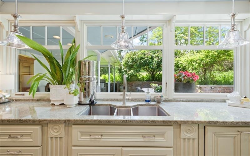 400 Cove, Washington, 15301, 4 Bedrooms Bedrooms, 9 Rooms Rooms,3 BathroomsBathrooms,Residential,For Sale,Cove,1757242