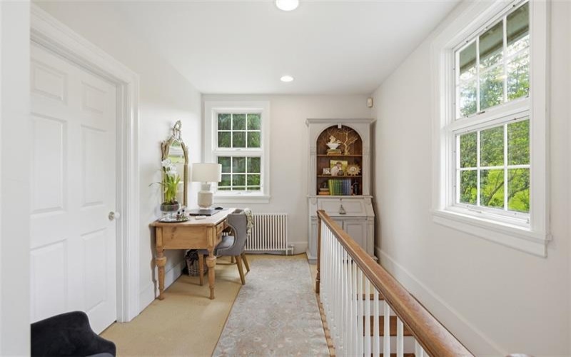 400 Cove, Washington, 15301, 4 Bedrooms Bedrooms, 9 Rooms Rooms,3 BathroomsBathrooms,Residential,For Sale,Cove,1757242