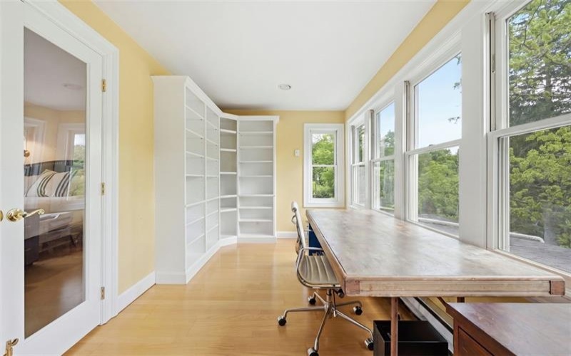 400 Cove, Washington, 15301, 4 Bedrooms Bedrooms, 9 Rooms Rooms,3 BathroomsBathrooms,Residential,For Sale,Cove,1757242